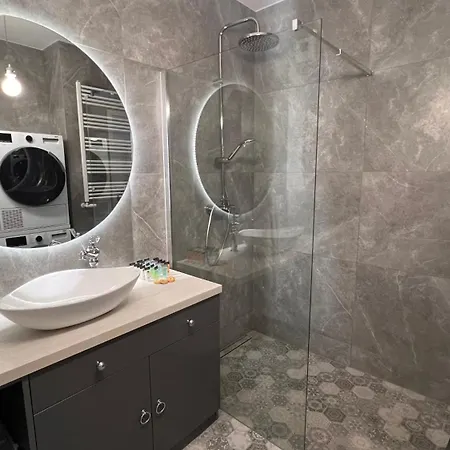 La Perla Di Lucia- Apartament Z Parkingiem Podziemnym Zamość Exterior photo