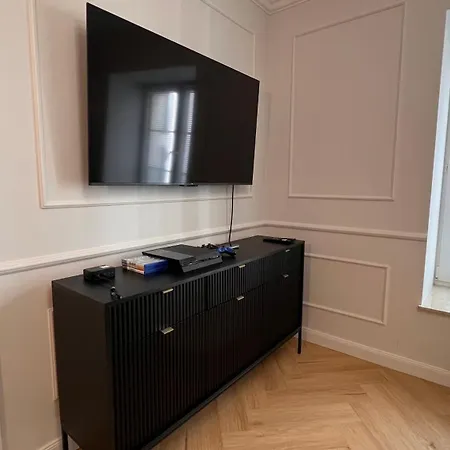 La Perla Di Lucia- Apartament Z Parkingiem Podziemnym Zamość Exterior photo